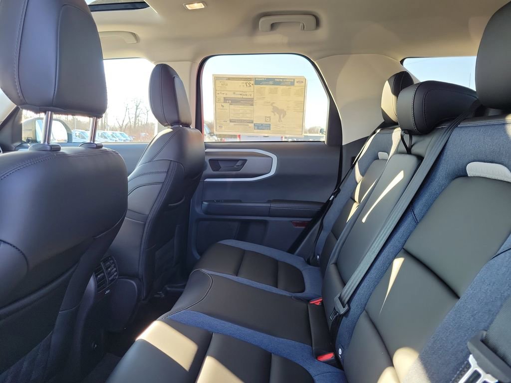 New 2025 Ford Bronco Sport Outer Banks image 13