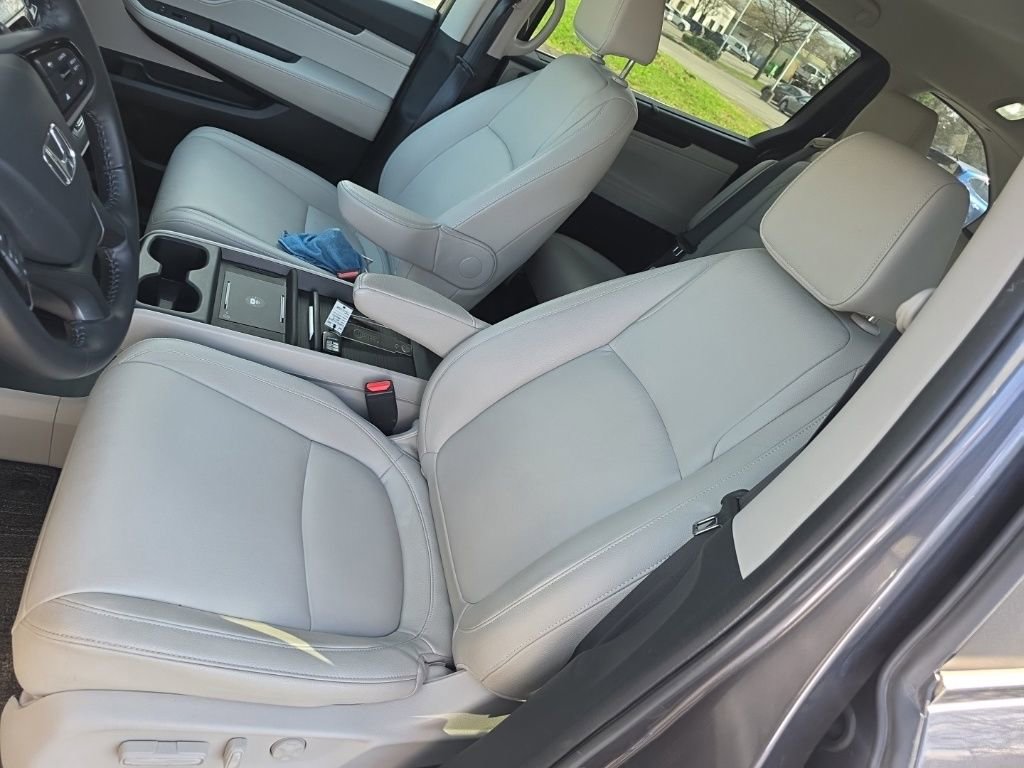 Used 2025 Honda Odyssey EX-L image 10
