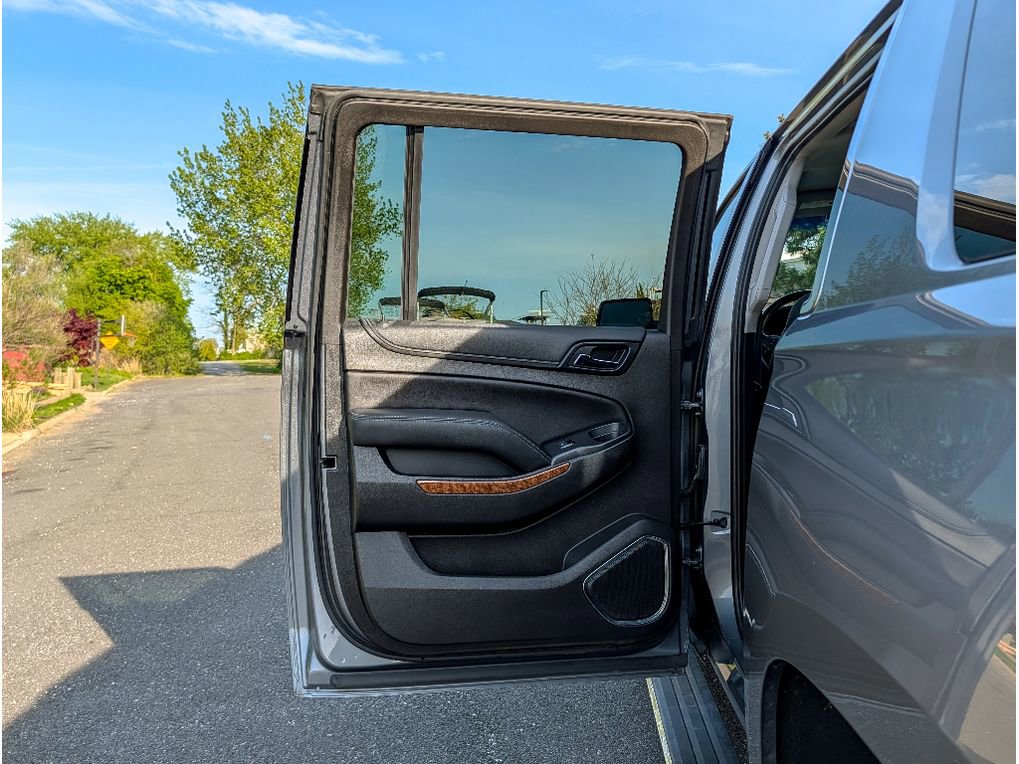 Used 2019 Chevrolet Suburban Premier AWD/4WD image 11