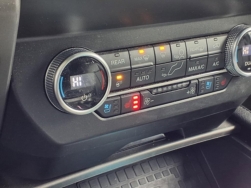 Used 2020 Ford Expedition Max XLT w/ Equipment Group 202A image 4