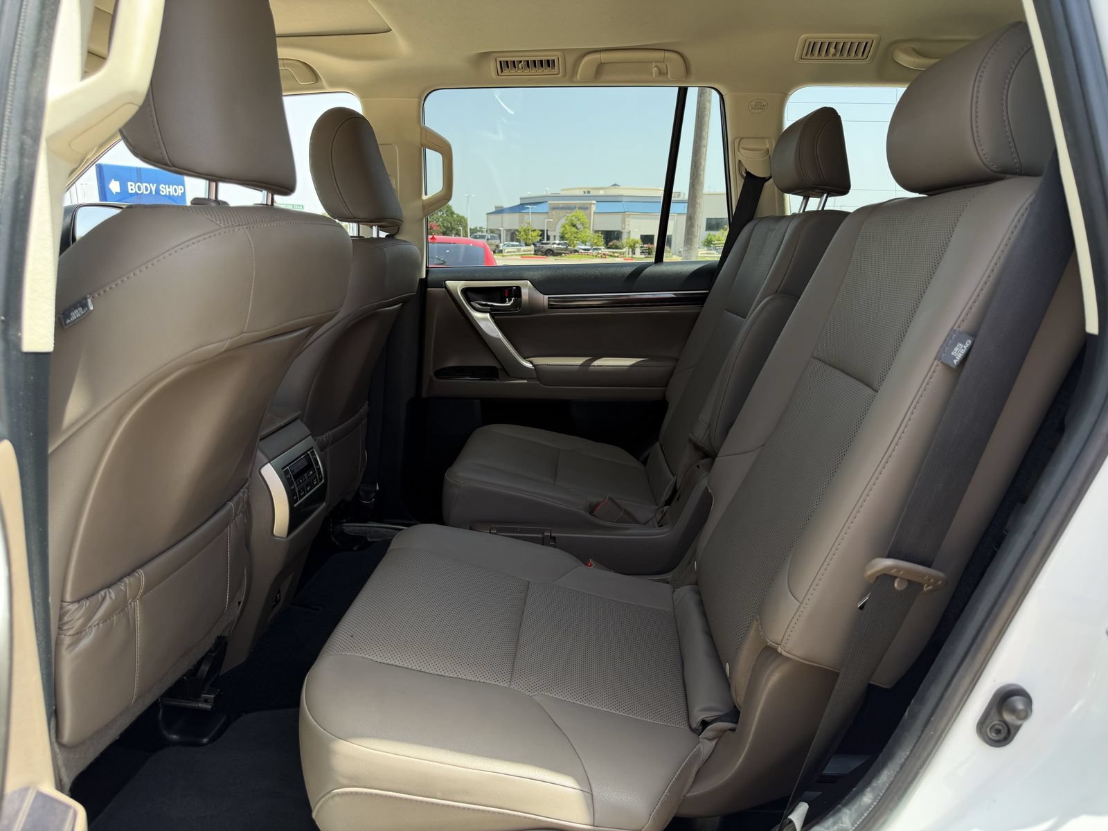 Used 2020 Lexus GX 460 Premium AWD/4WD image 28