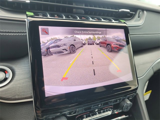 New 2025 Jeep Grand Cherokee Limited image 31