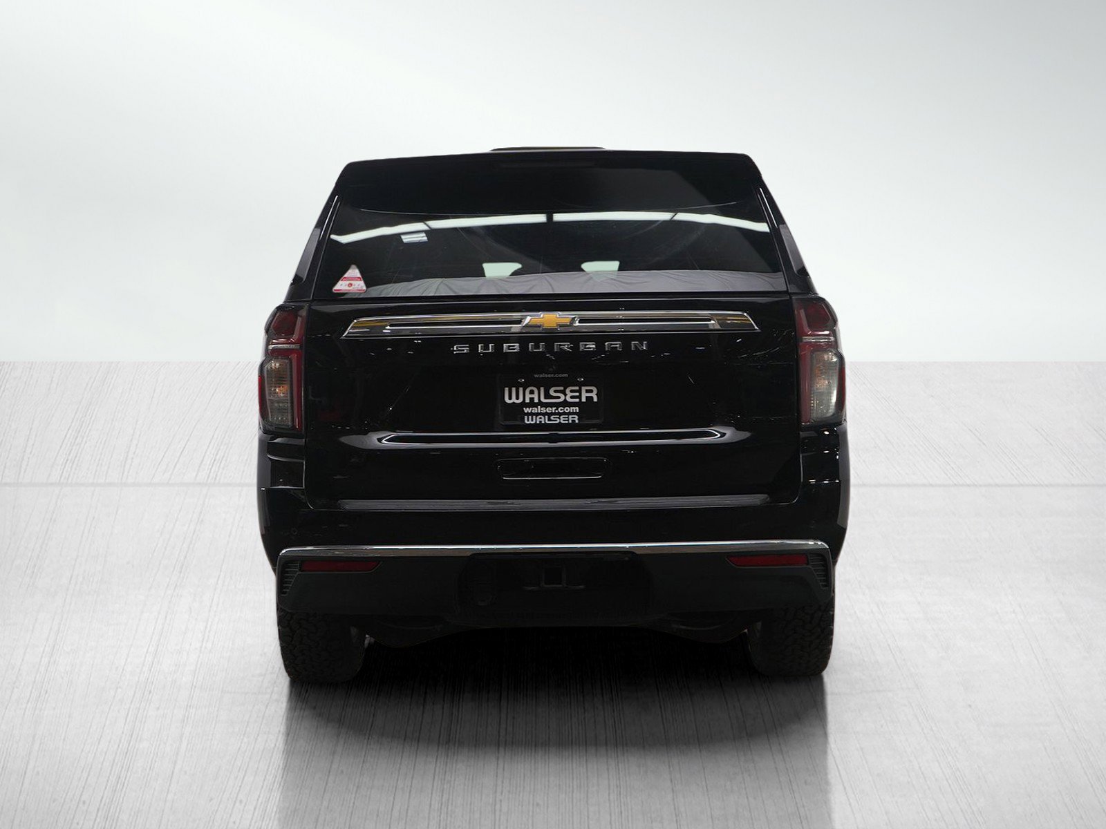 Used 2023 Chevrolet Suburban LS image 4