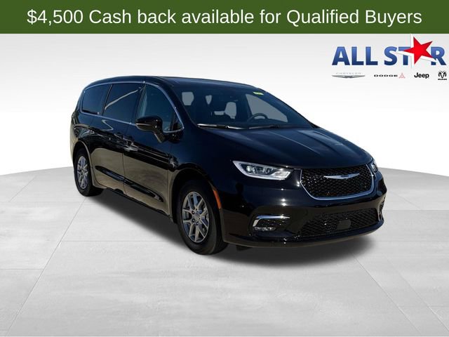 New 2026 Chrysler Pacifica Select image 1