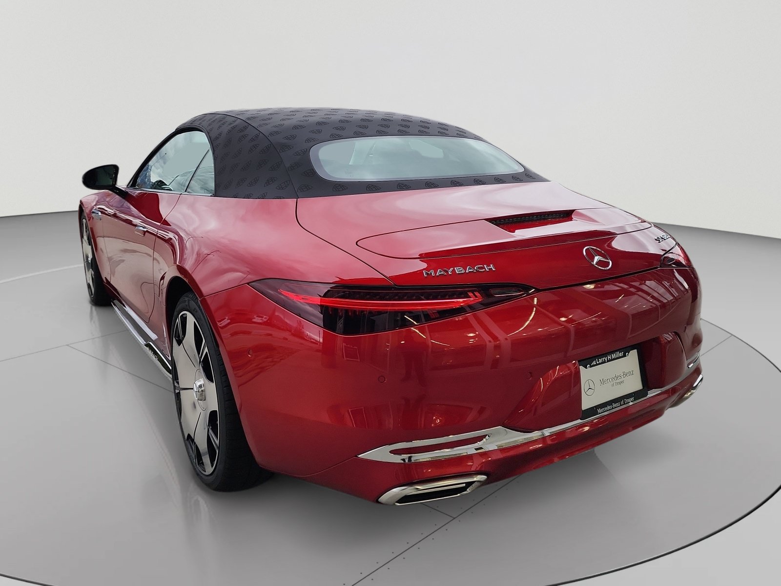 New 2026 Mercedes-Benz Maybach SL 680 image 3