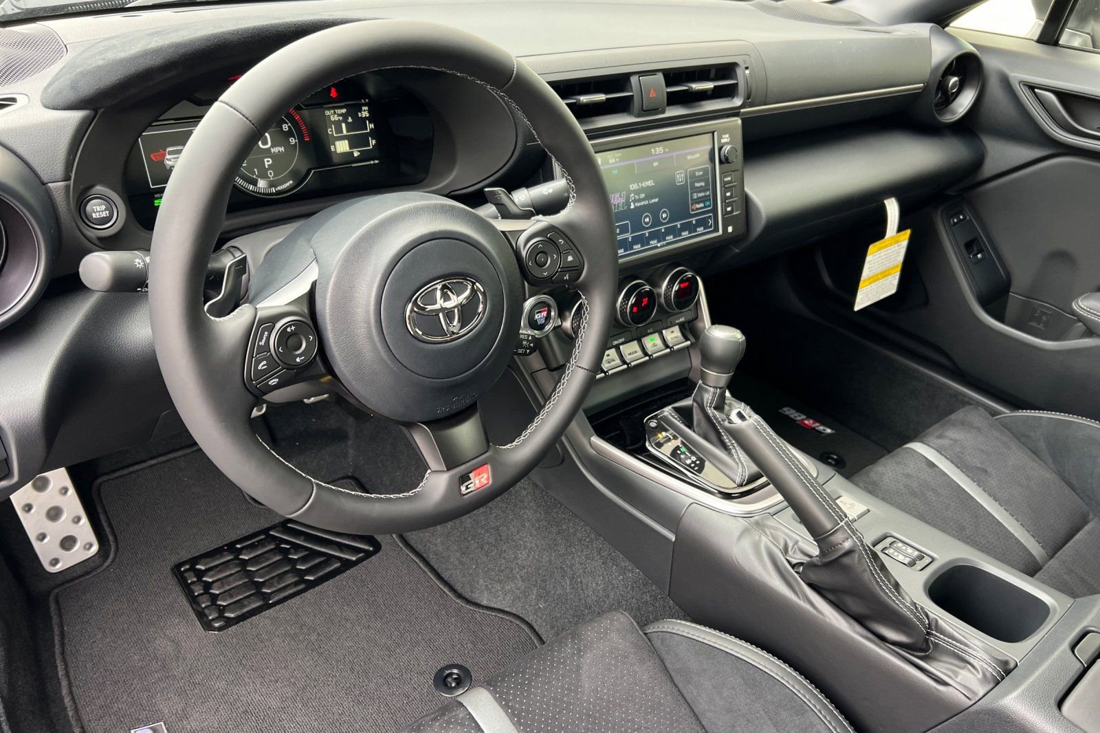 New 2026 Toyota GR86 Premium image 8