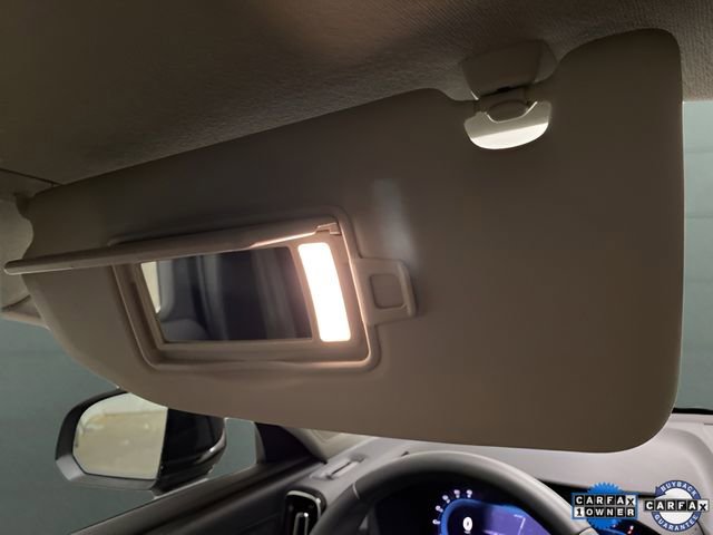 Used 2025 Volvo XC40 B5 Plus image 53