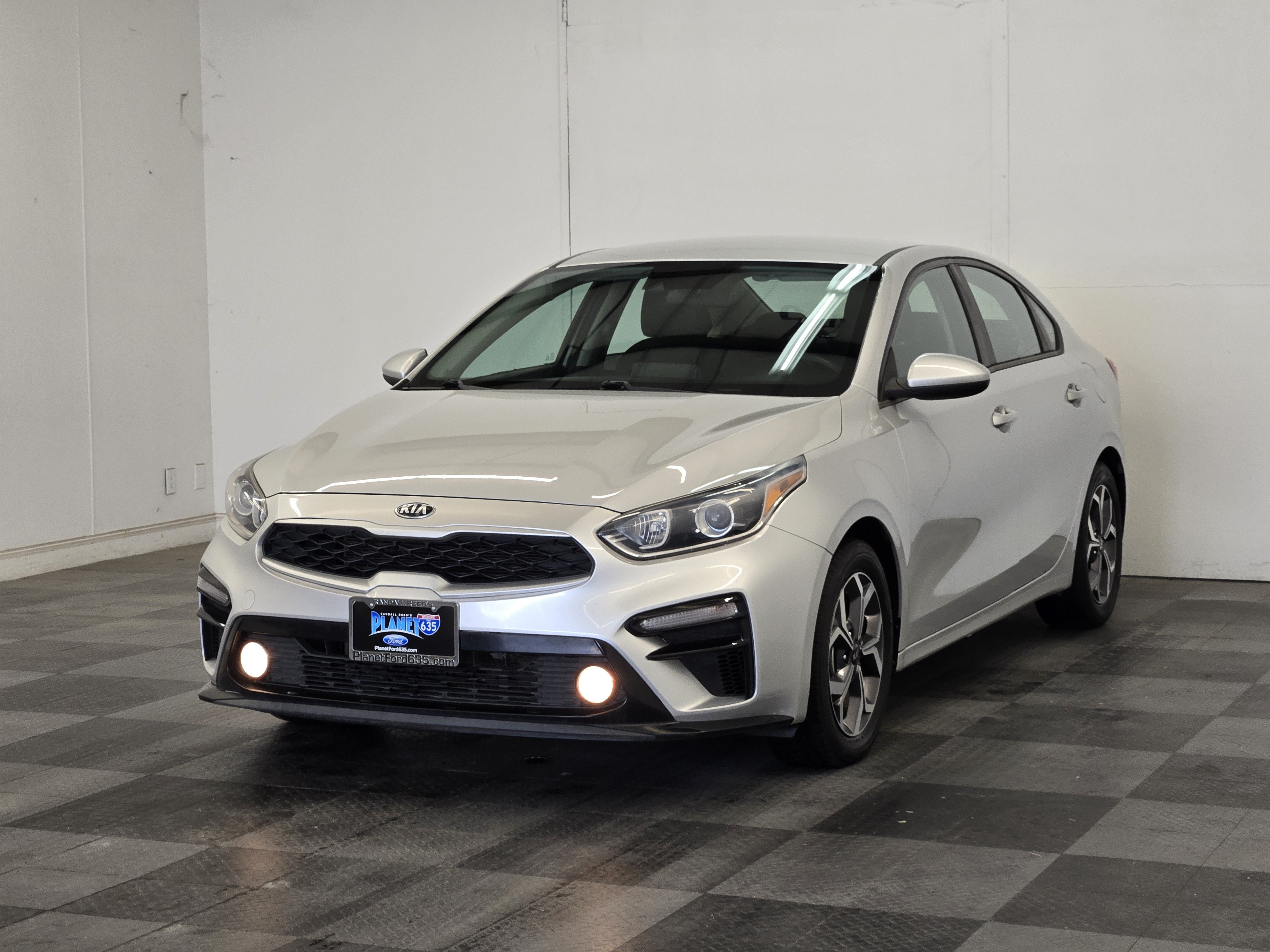 Used 2020 Kia Forte LXS FWD image 4