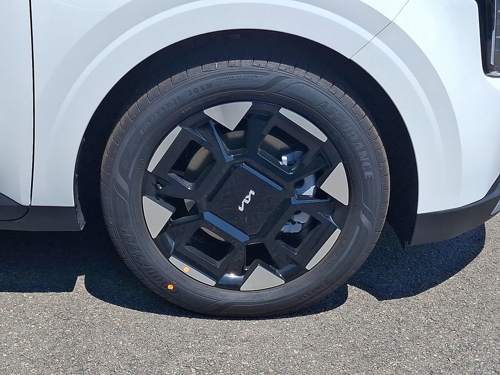 New 2026 Kia Carnival EX image 8