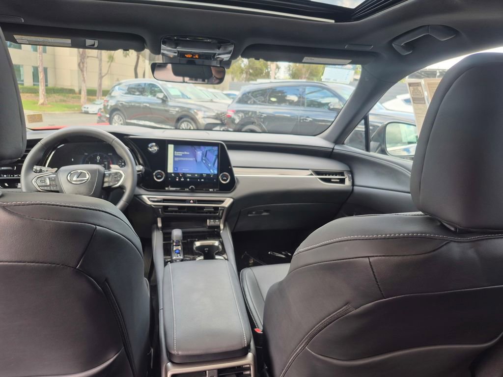 Used 2025 Lexus RX 350 FWD w/ Technology Package image 24