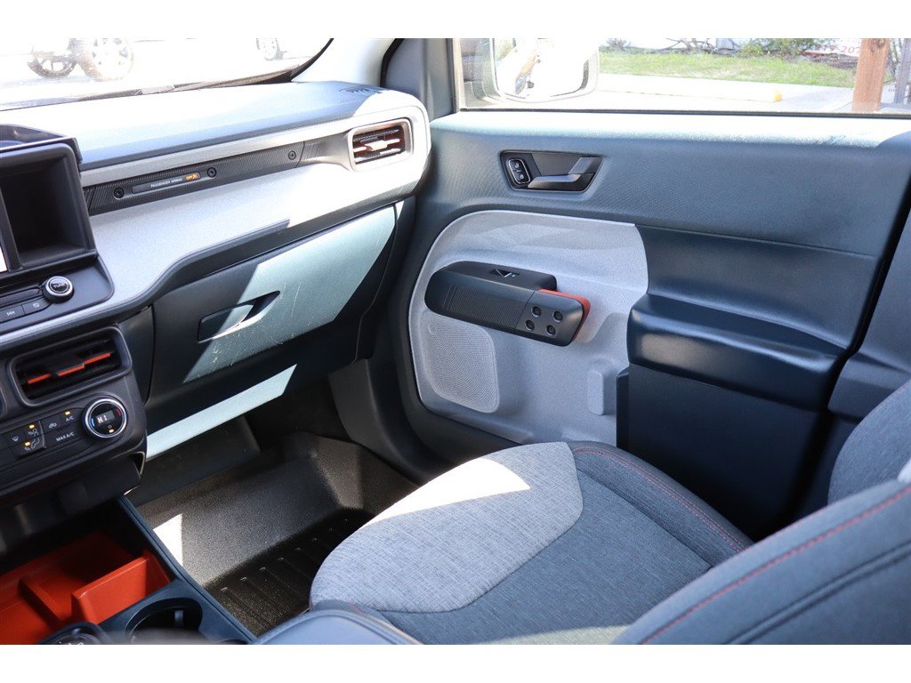 Used 2022 Ford Maverick XLT image 21