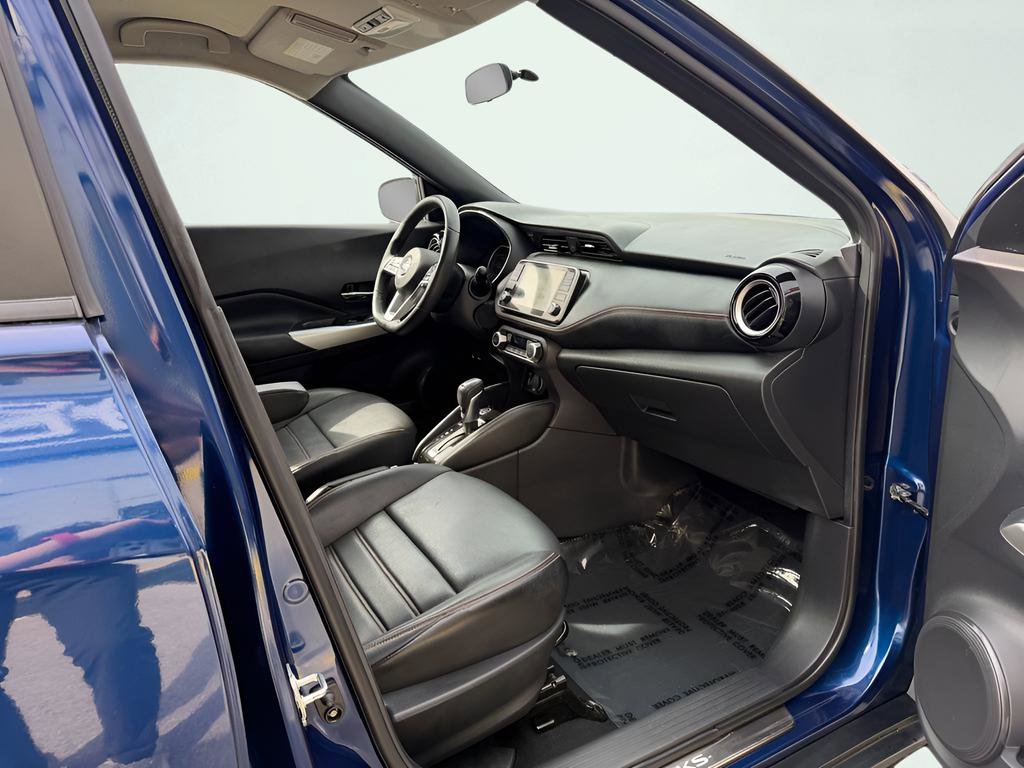 Used 2019 Nissan Kicks SR w/ SR Premium Package image 32