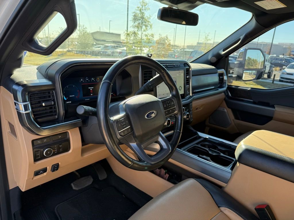 Used 2023 Ford F350 Lariat w/ Chrome Package image 7