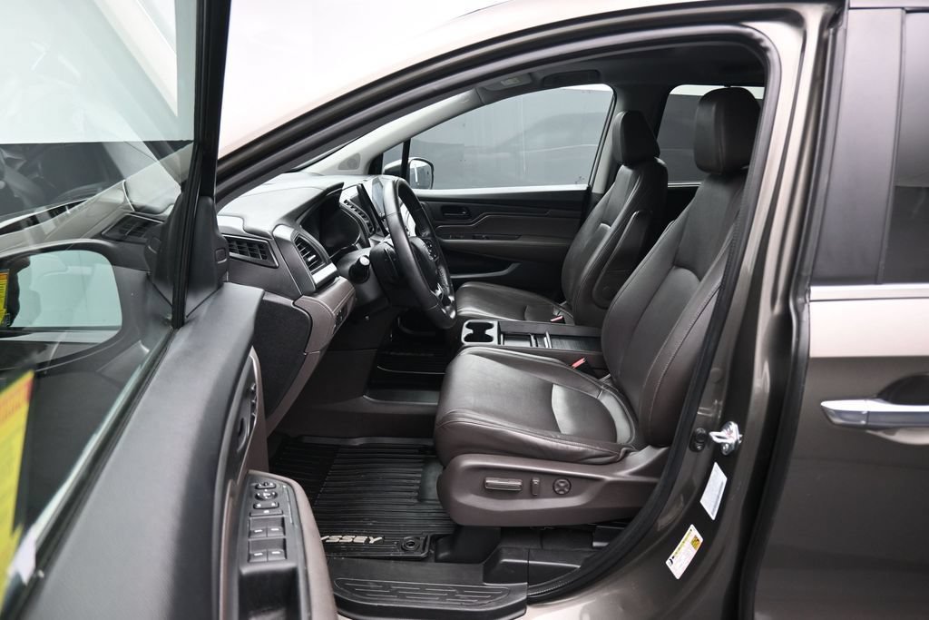 Used 2023 Honda Odyssey EX-L image 11