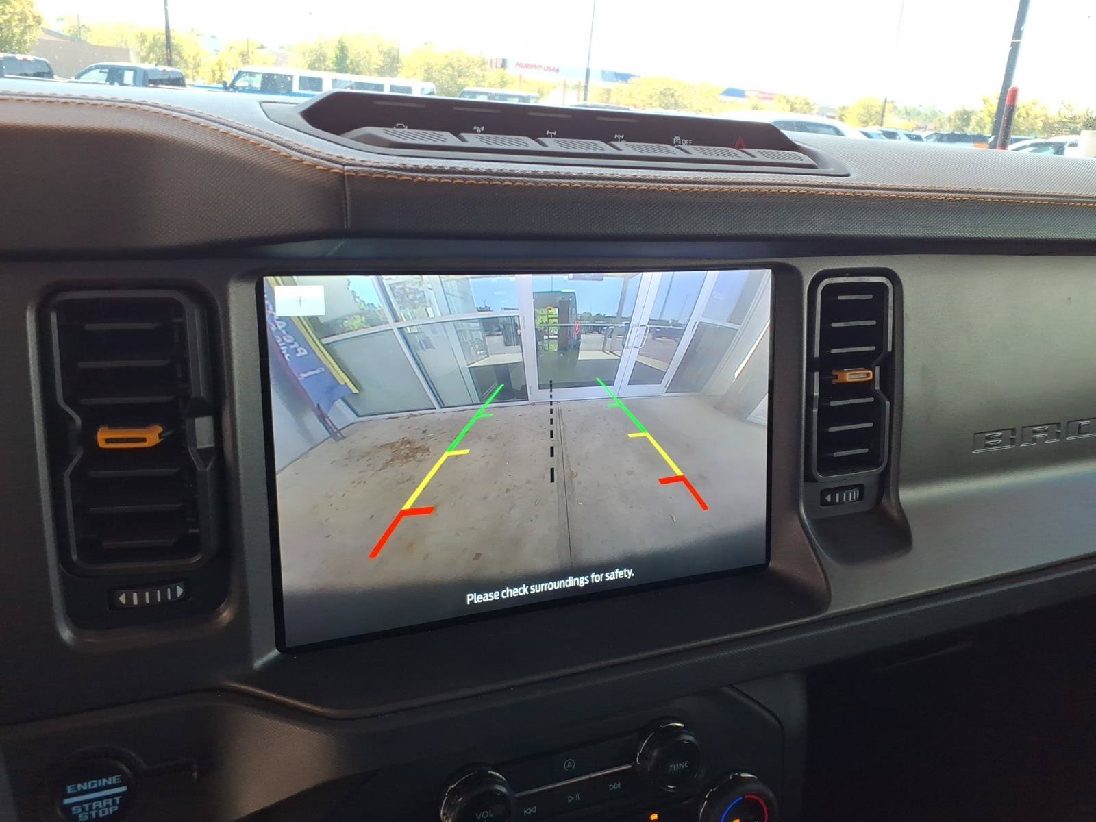 Used 2024 Ford Bronco Badlands AWD/4WD image 7