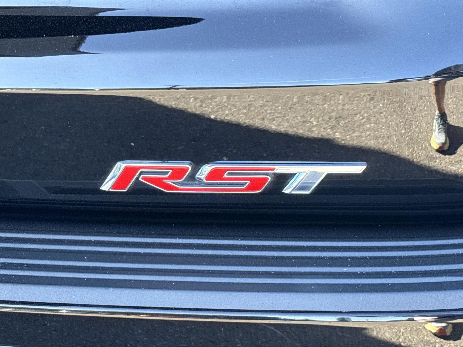 Used 2022 Chevrolet Tahoe RST w/ Sport Performance Package image 25