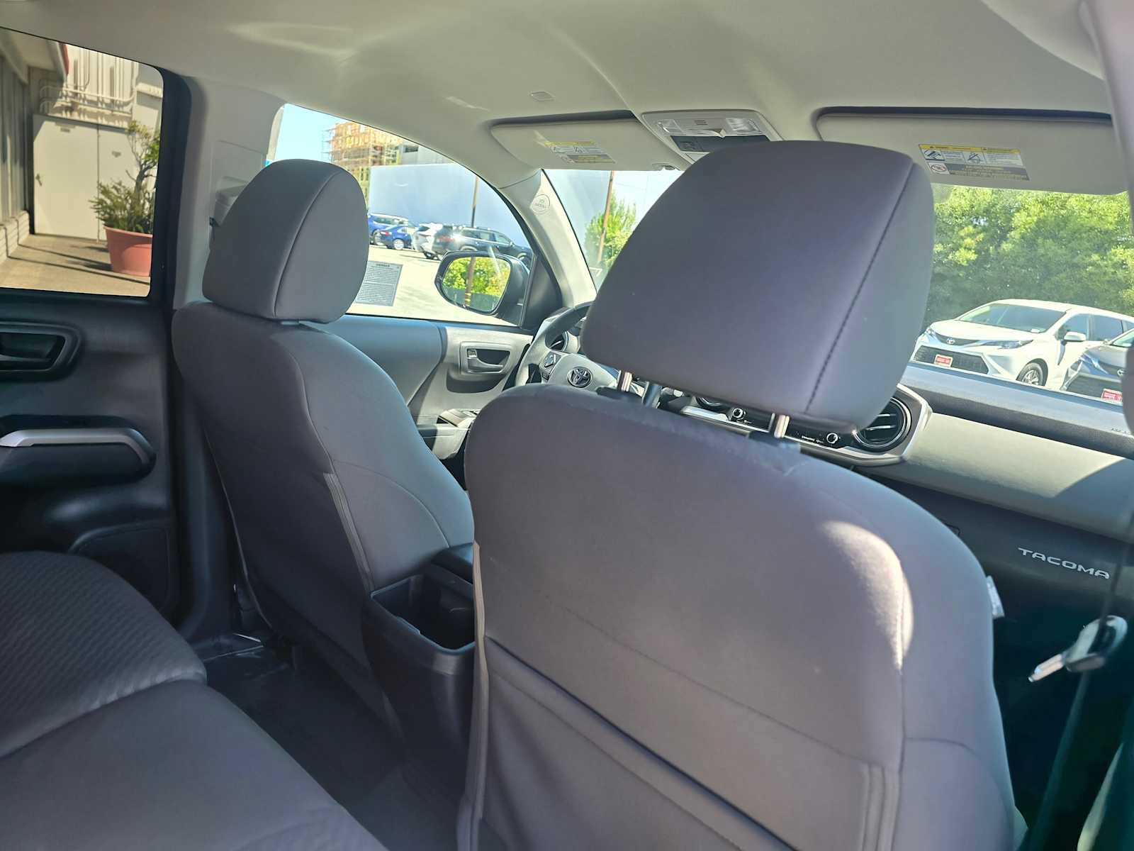 Used 2023 Toyota Tacoma SR5 AWD/4WD image 15