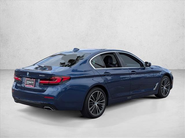 Used 2023 BMW 540i w/ Convenience Package image 5
