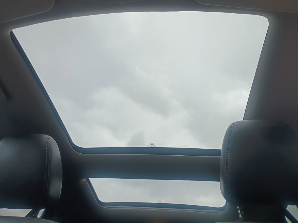 Used 2013 Ford Edge Sport w/ Driver Entry Pkg image 7