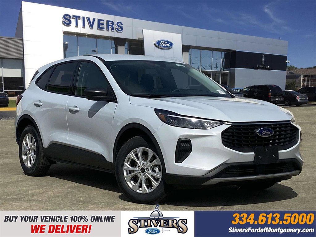 New 2025 Ford Escape Active w/ Cold Weather Package image 1