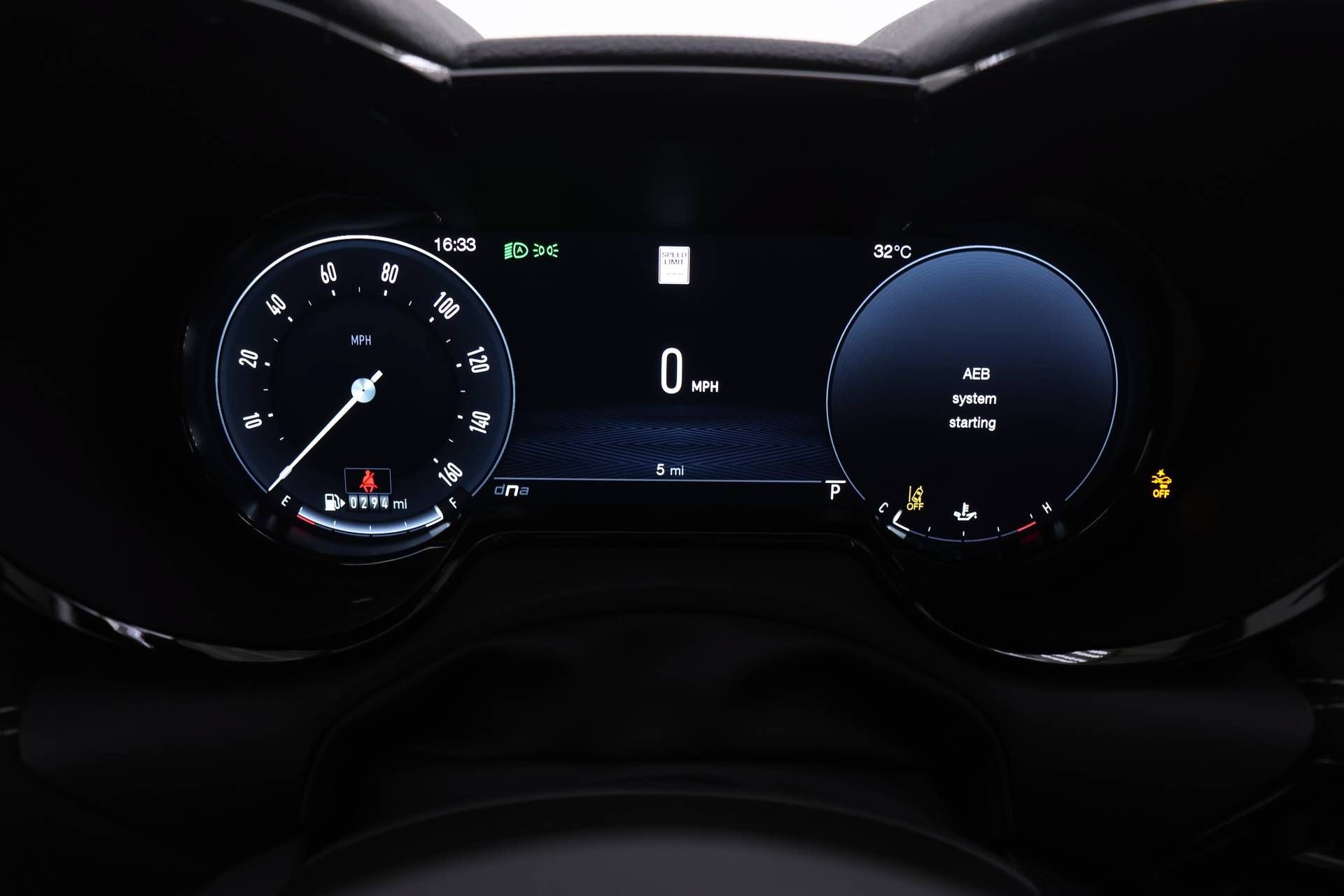 New 2026 Alfa Romeo Tonale w/ Active Assist Package AWD/4WD image 9