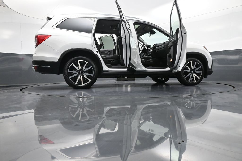 Certified 2022 Honda Pilot Touring image 52