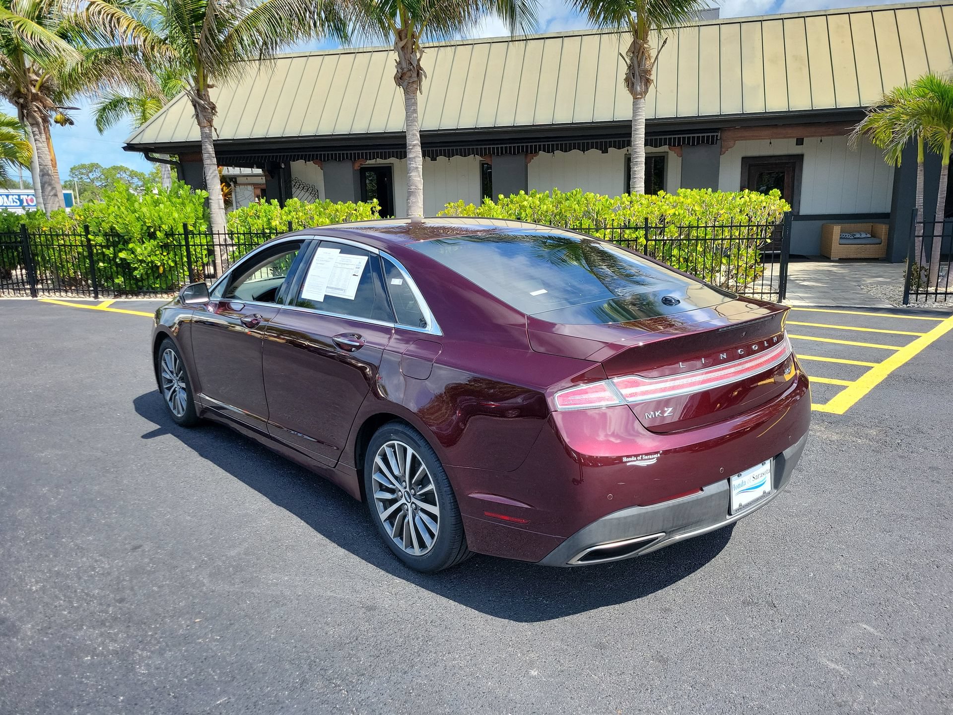 Used 2018 Lincoln MKZ Premiere FWD image 8