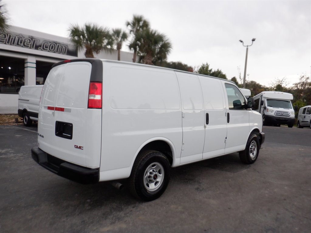 Used 2023 GMC Savana 2500 w/ Driver Convenience Package image 8