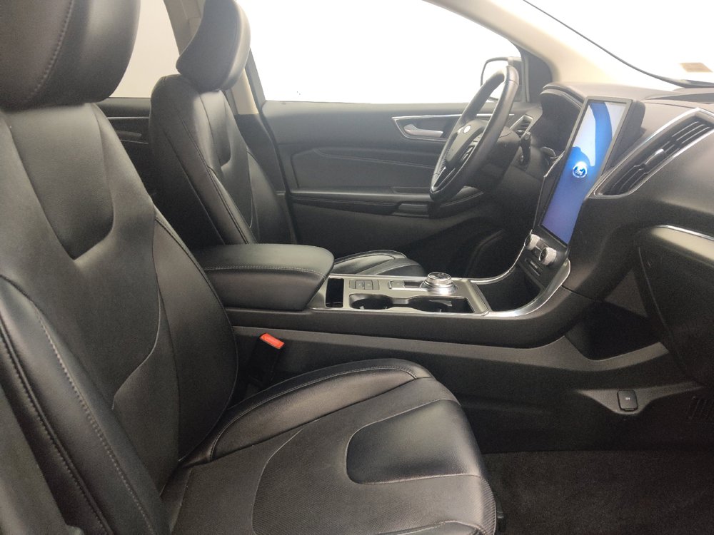 Used 2022 Ford Edge Titanium w/ Equipment Group 301A AWD/4WD image 21