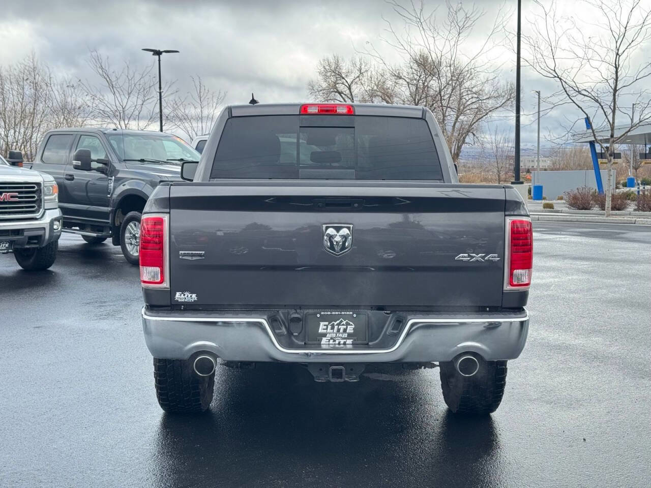 Used 2017 RAM 1500 Laramie image 7