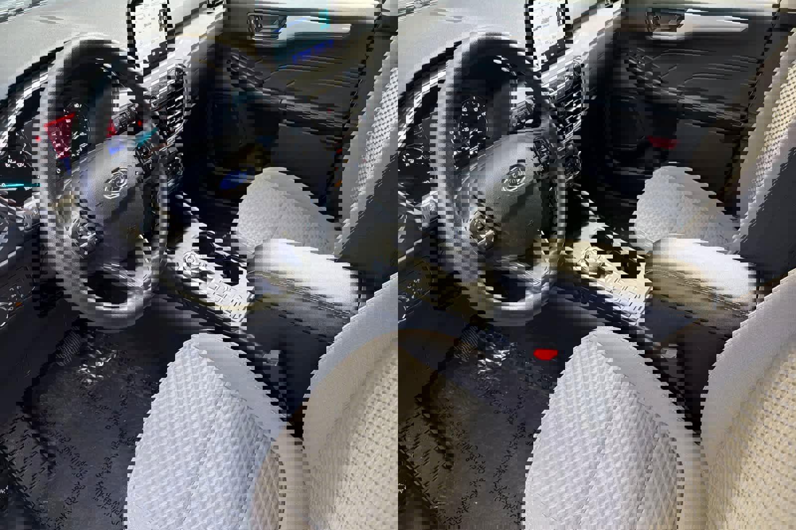 Used 2022 Ford Escape SE image 13