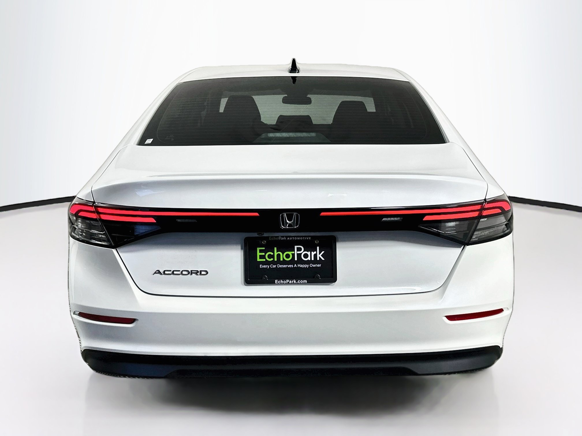Used 2025 Honda Accord SE image 7