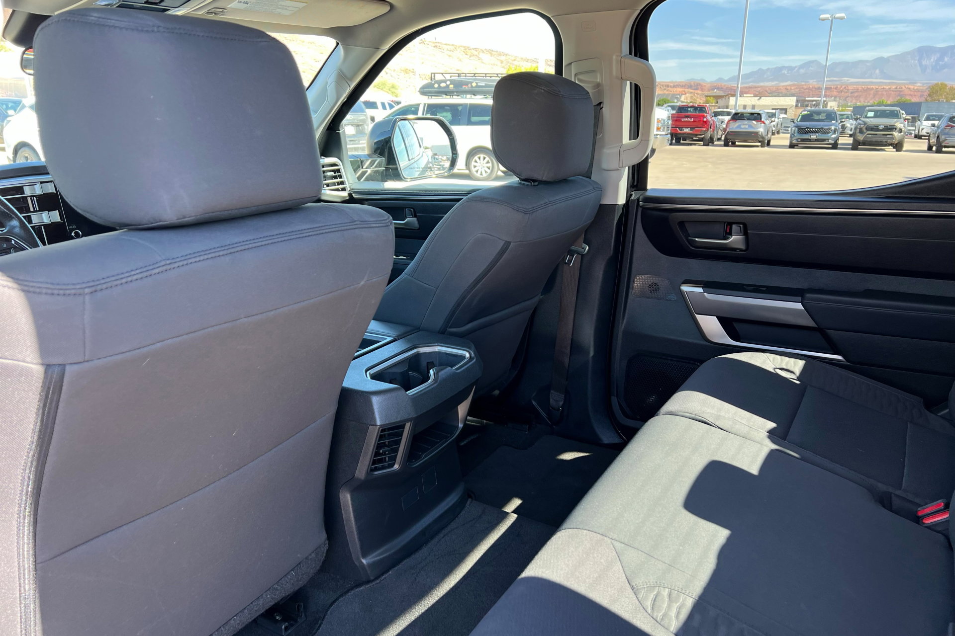 Used 2022 Toyota Tundra SR5 w/ SR5 Convenience Package image 20