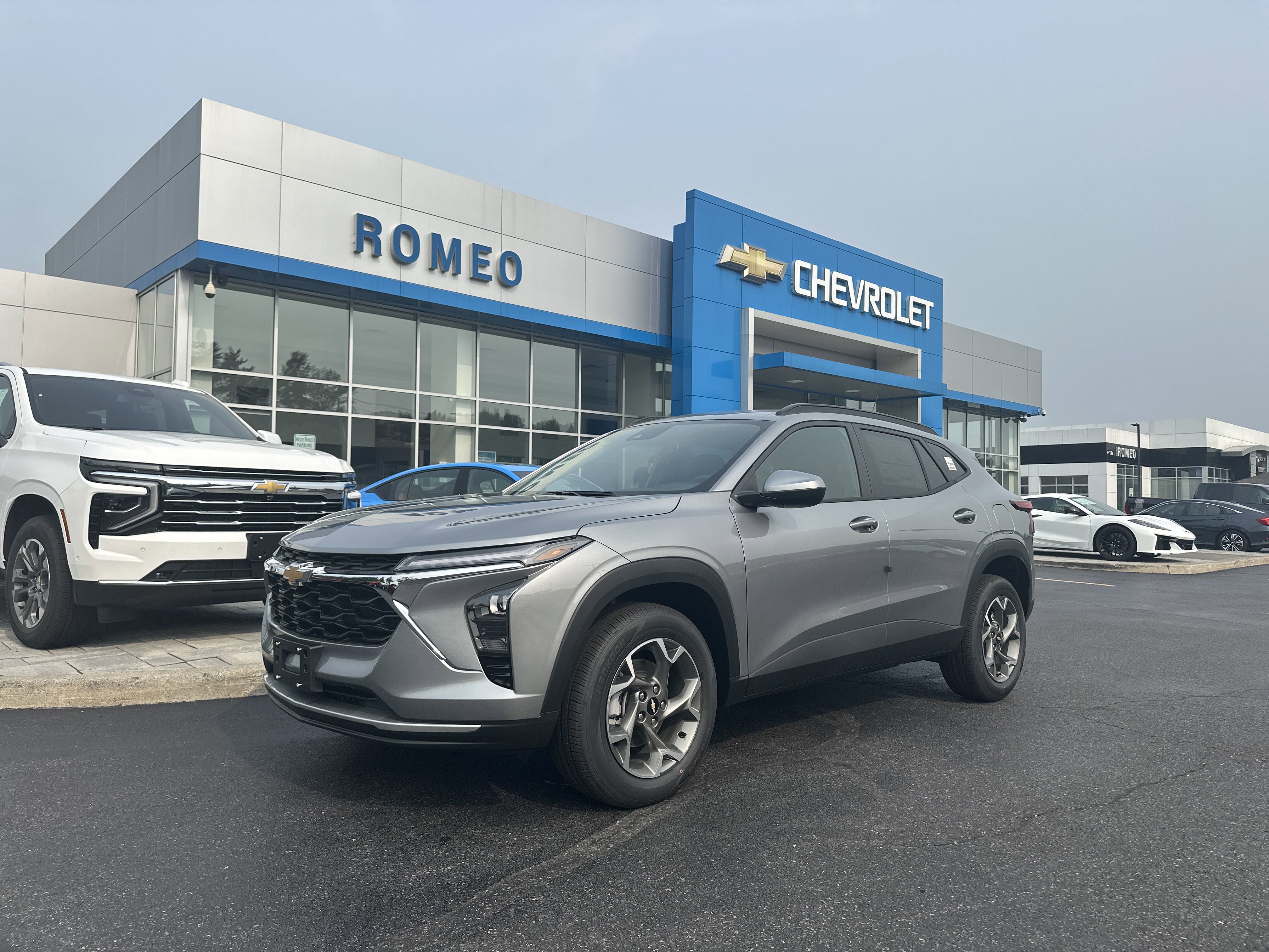 New 2025 Chevrolet Trax LT w/ Driver Confidence Package