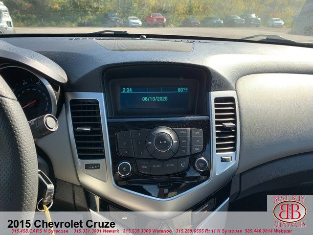 Used 2015 Chevrolet Cruze LS image 13