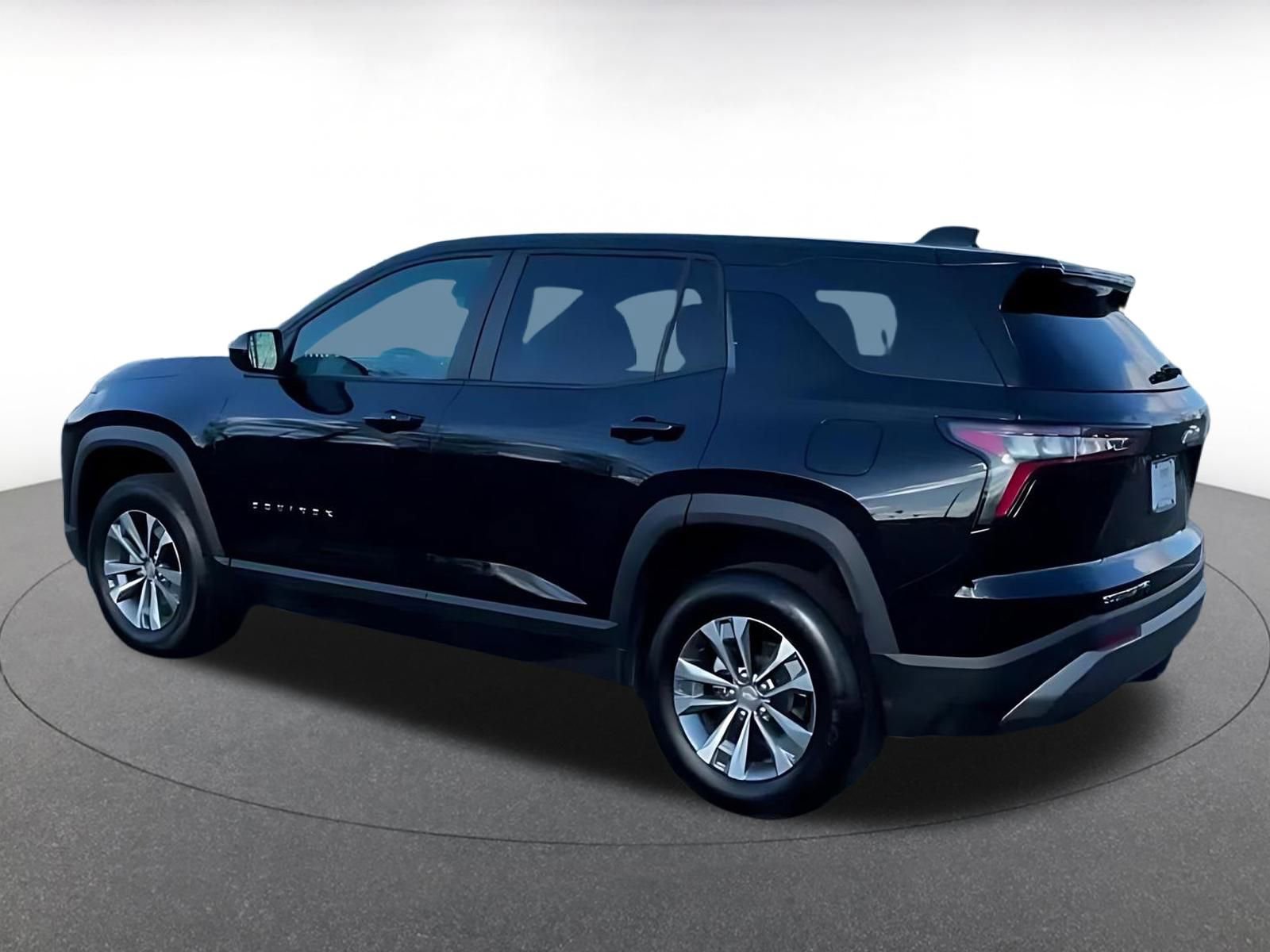 Used 2025 Chevrolet Equinox LT image 10