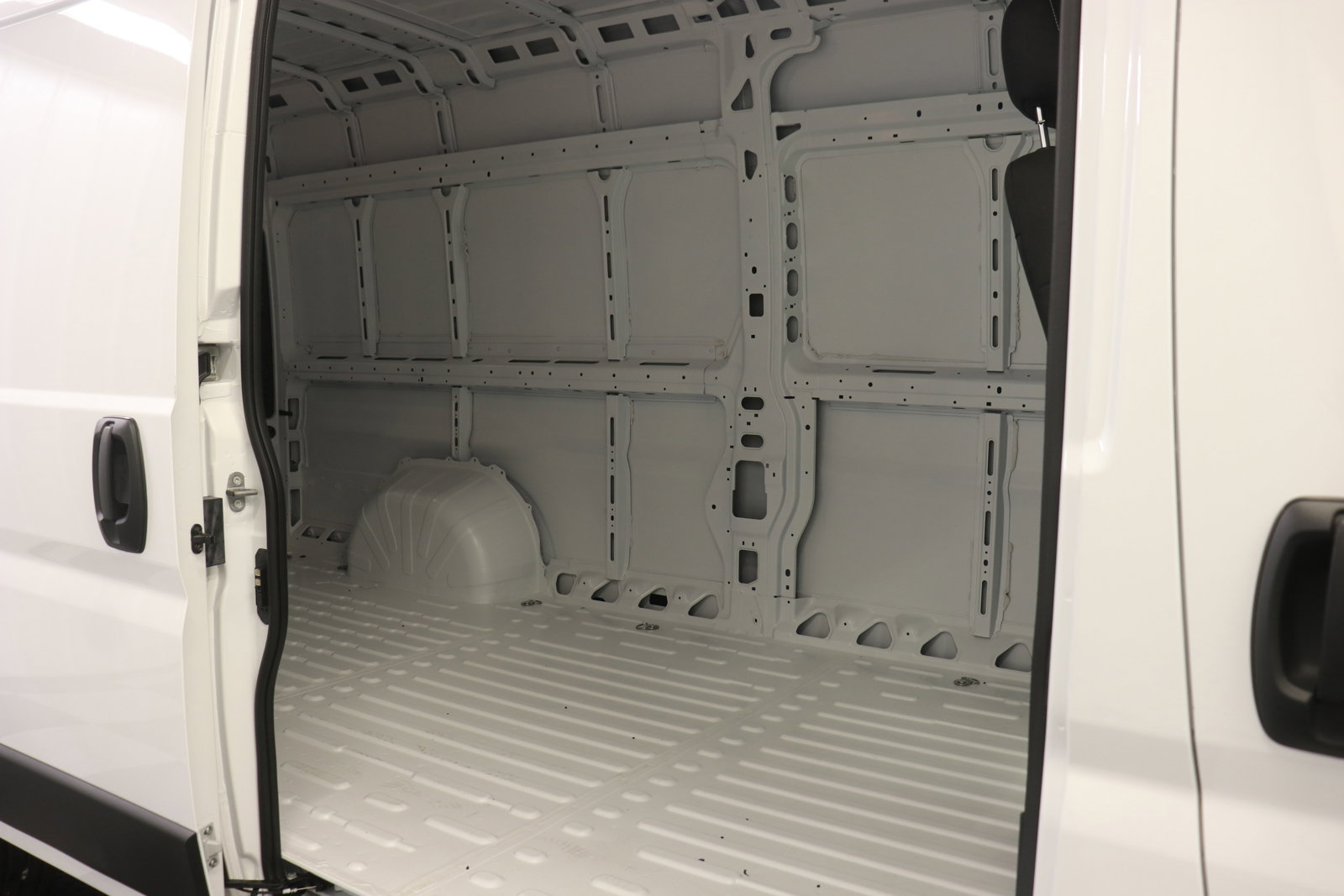 New 2025 RAM ProMaster 3500 image 8