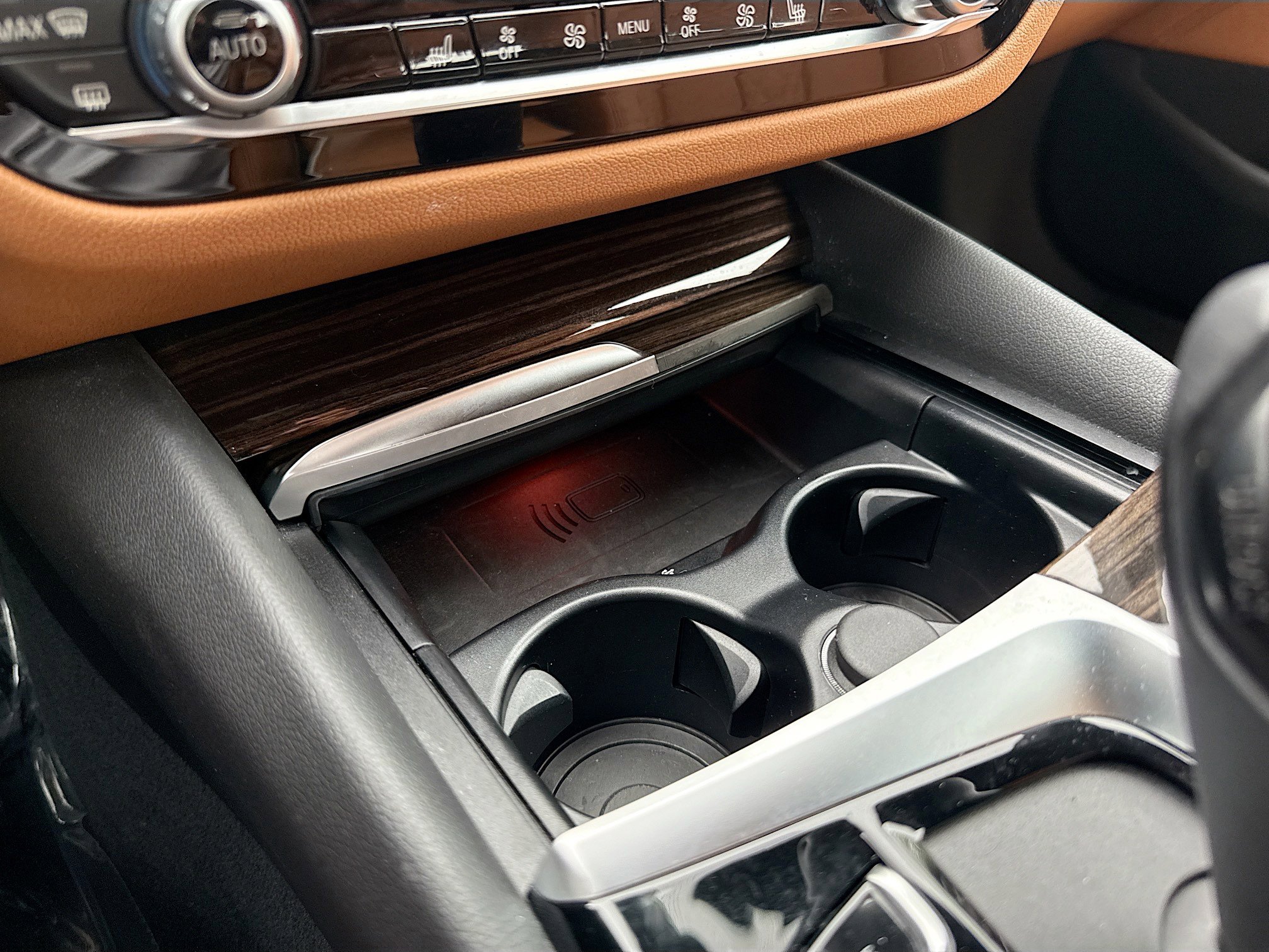 Used 2023 BMW 530i w/ Premium Package RWD image 30