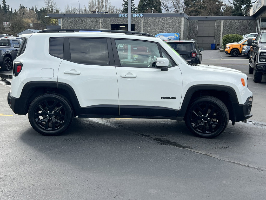 Used 2018 Jeep Renegade Altitude image 5