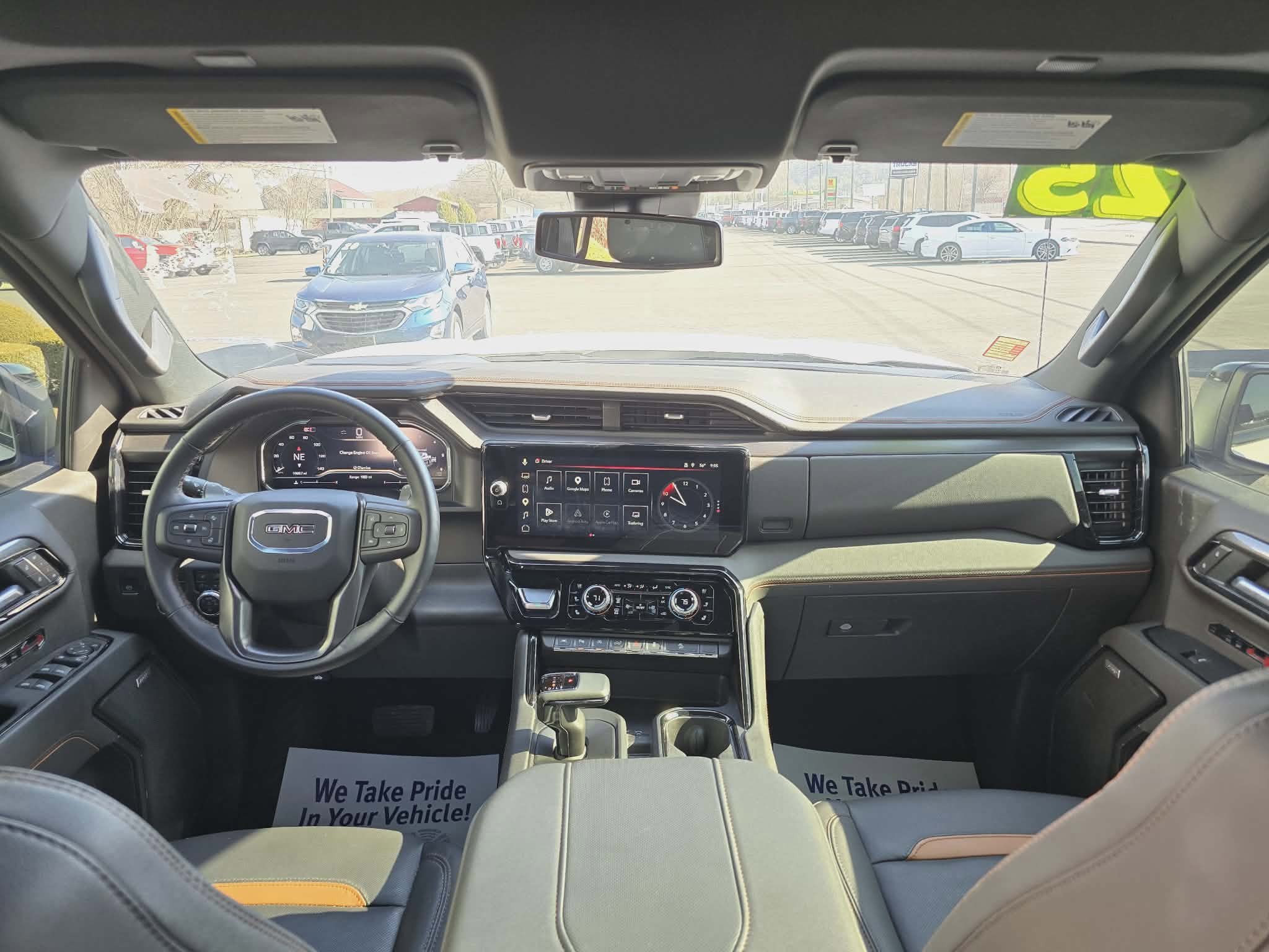 Used 2025 GMC Sierra 1500 AT4 image 16