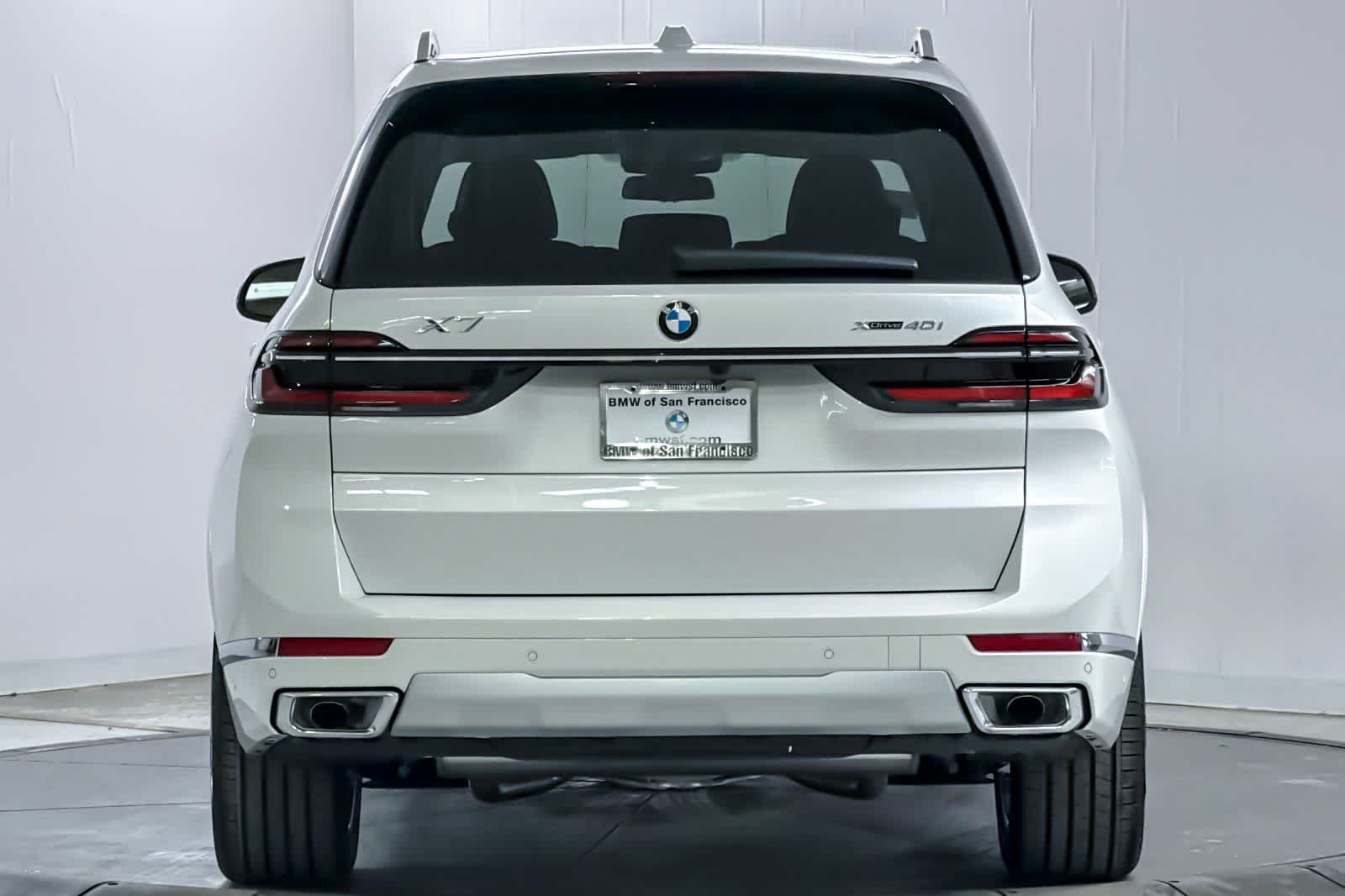 Used 2026 BMW X7 xDrive40i AWD/4WD image 7
