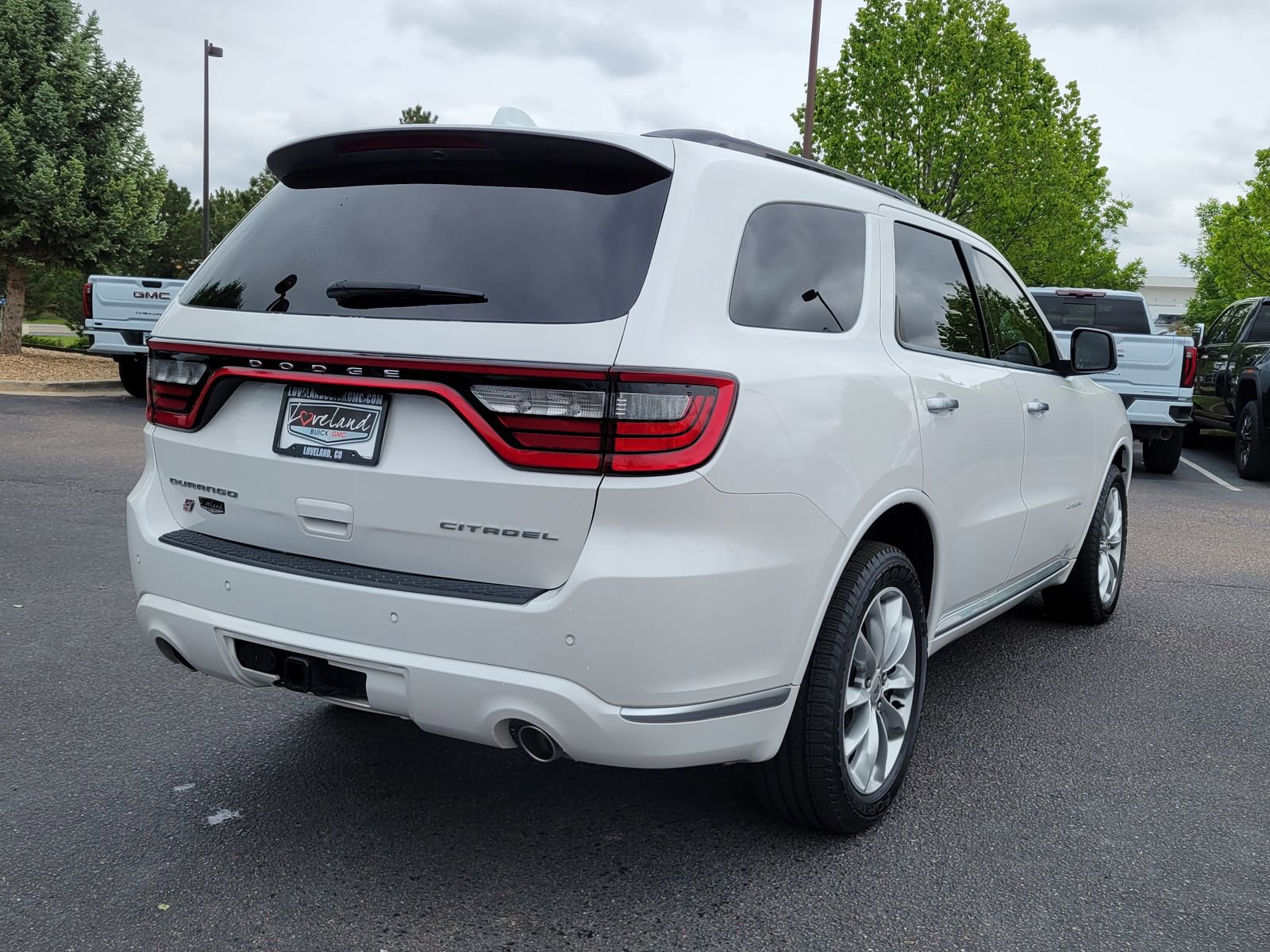 Used 2021 Dodge Durango Citadel w/ Premium Entertainment Group AWD/4WD image 3