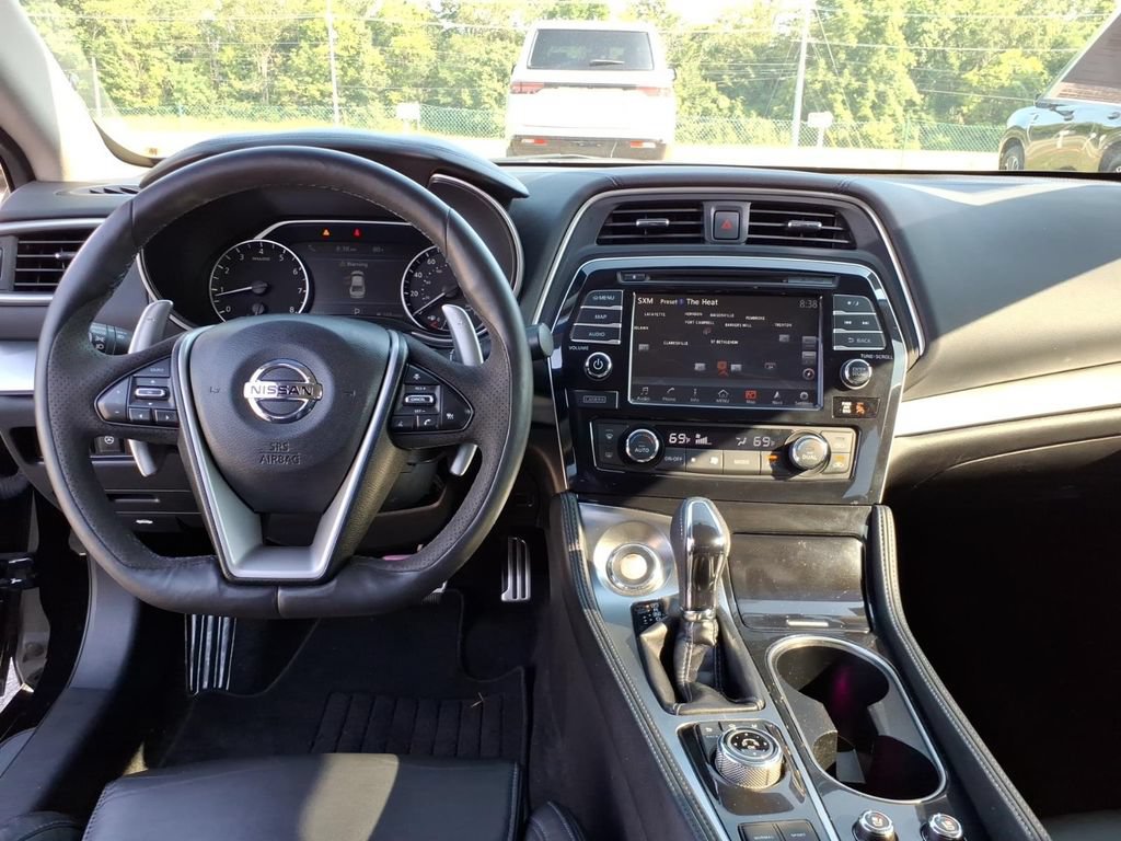 Used 2016 Nissan Maxima SR w/ Interior Lighting Package FWD image 7