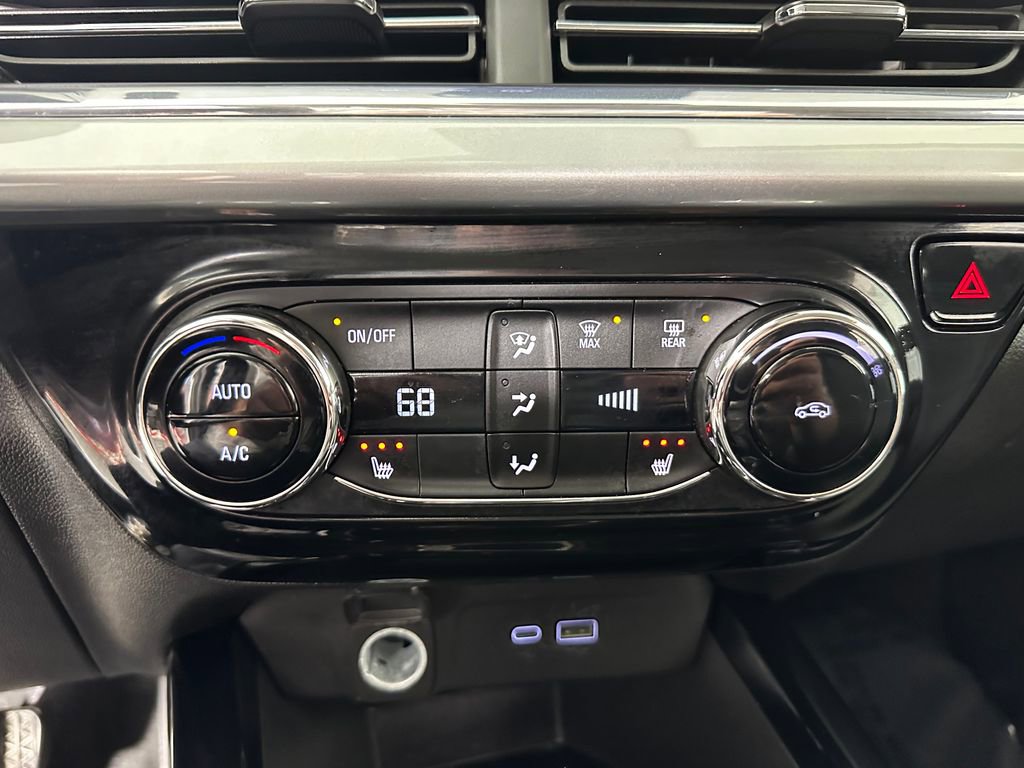 Used 2025 Chevrolet Trax LT w/ LT Convenience Package FWD image 23