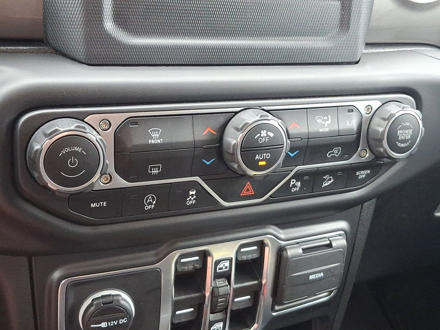 Used 2021 Jeep Wrangler Unlimited Sahara w/ Safety Group AWD/4WD image 20