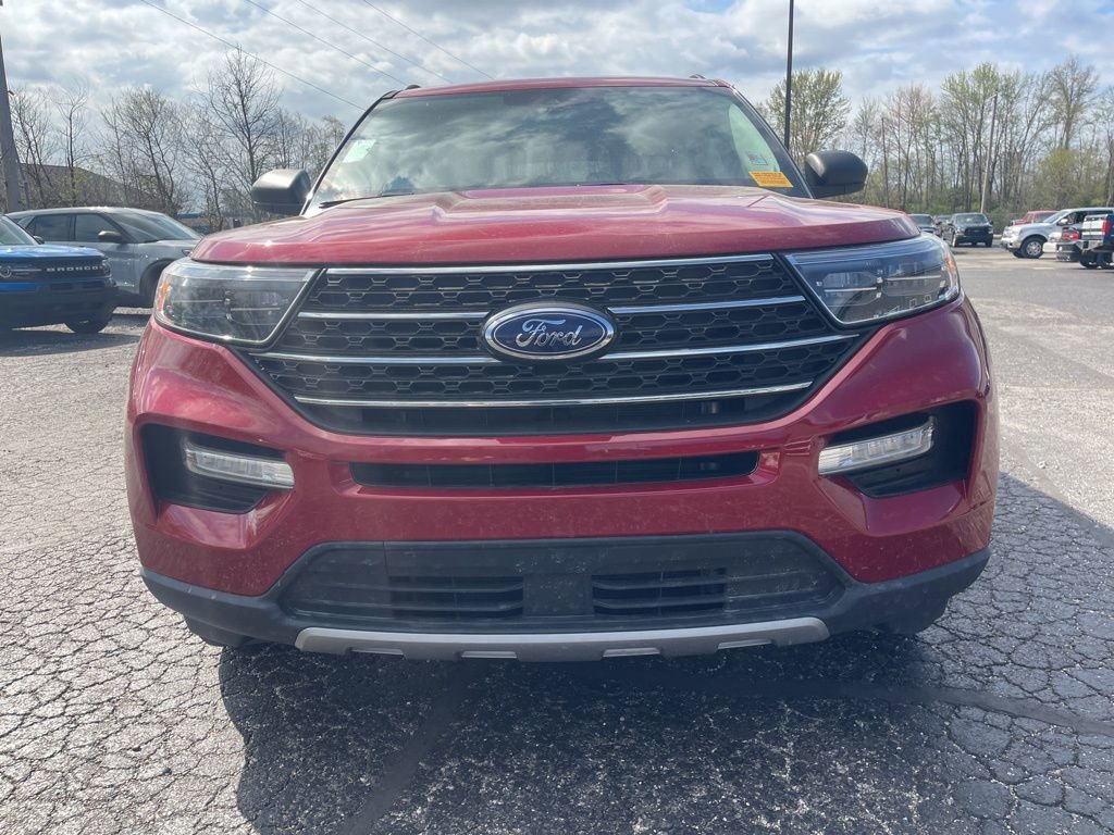 Used 2023 Ford Explorer XLT w/ Equipment Group 202A image 13