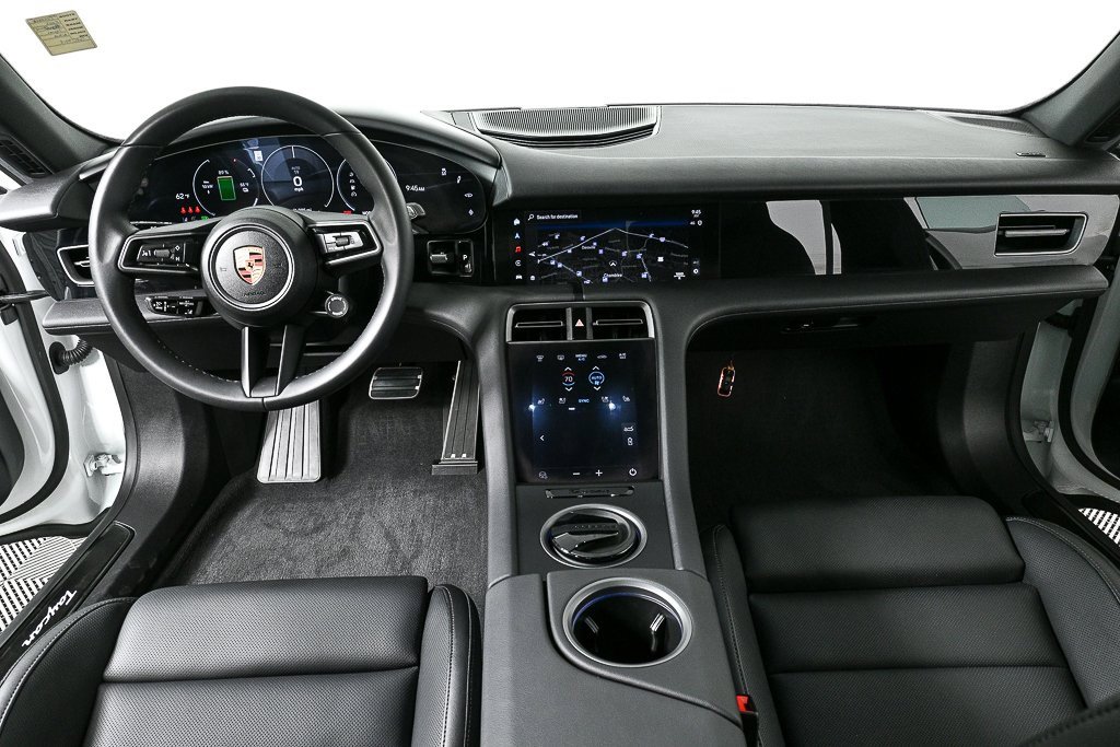 Certified 2025 Porsche Taycan image 18