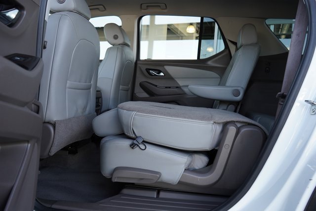 Used 2020 Chevrolet Traverse LT w/ LT Premium Package image 30