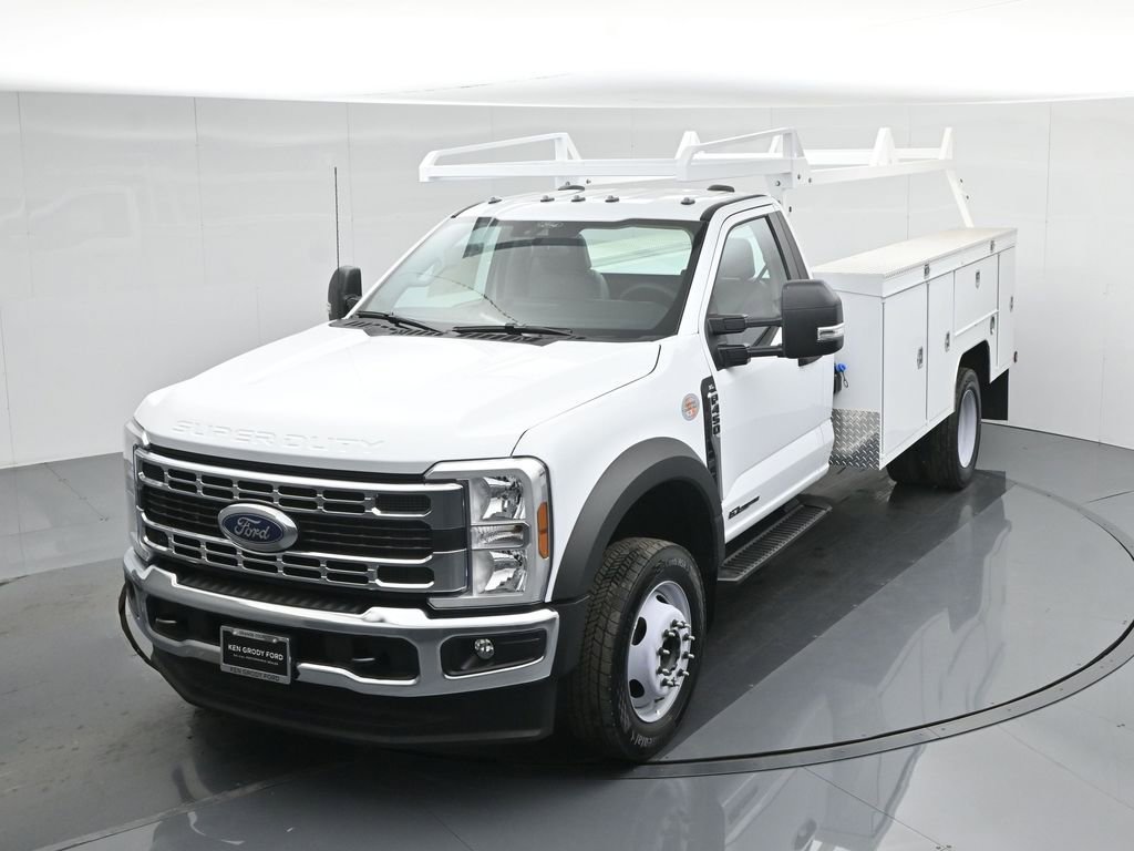 New 2025 Ford F450 XL w/ XL Chrome Package RWD image 41