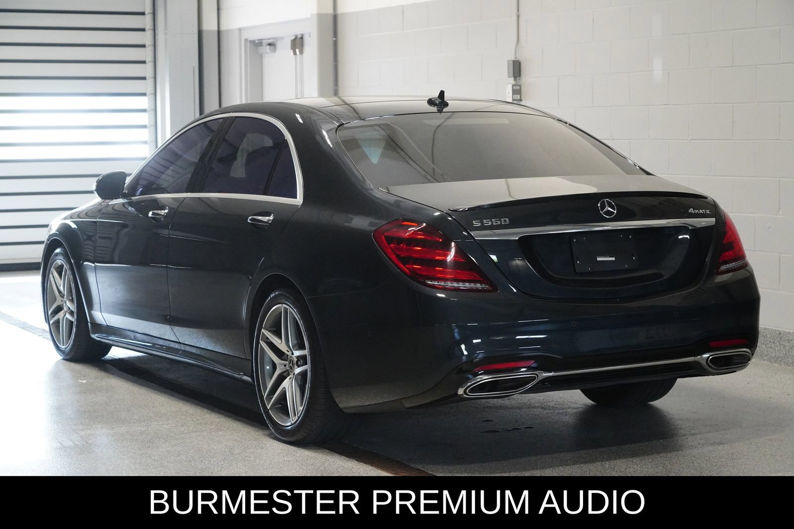 Used 2020 Mercedes-Benz S 560 4MATIC Sedan image 4